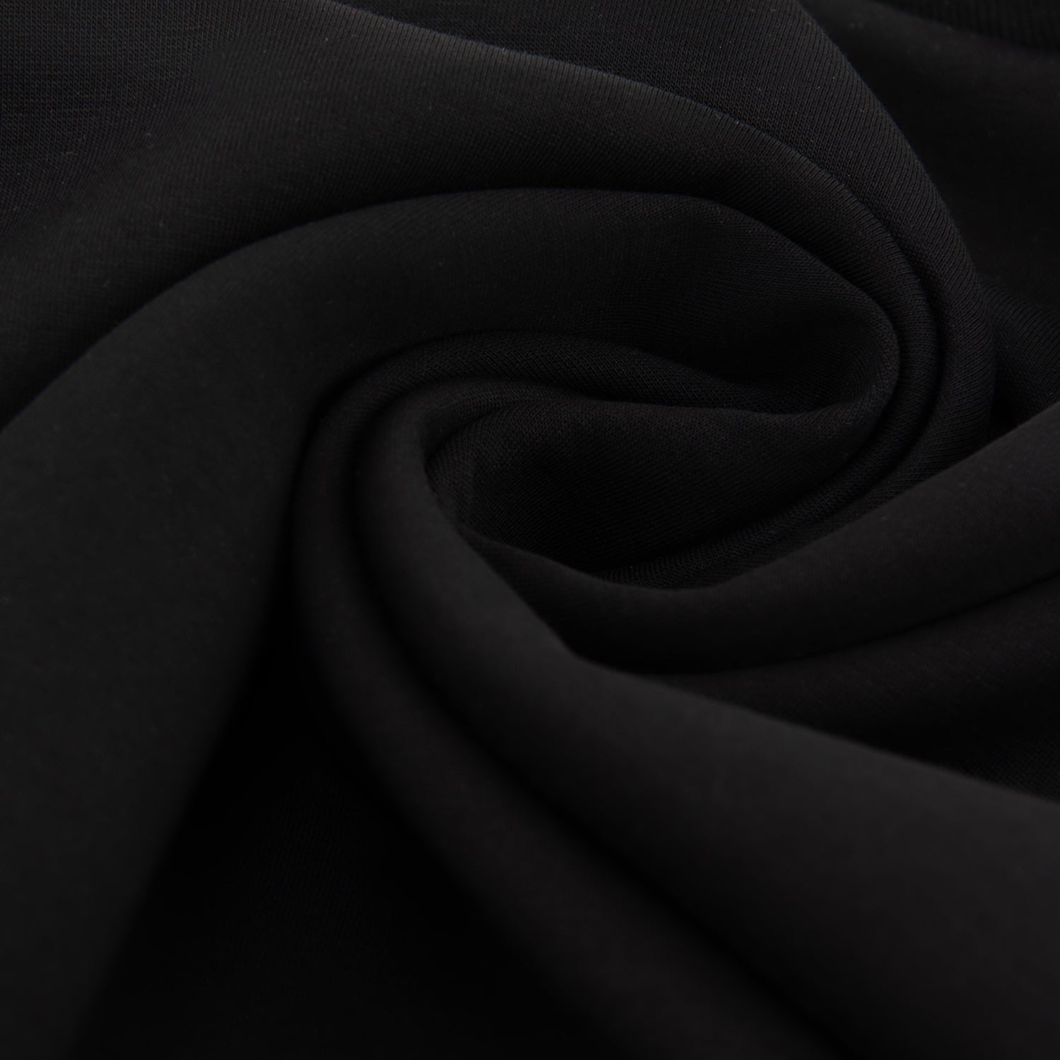 TSUMUGI PIMA KUROI TEE