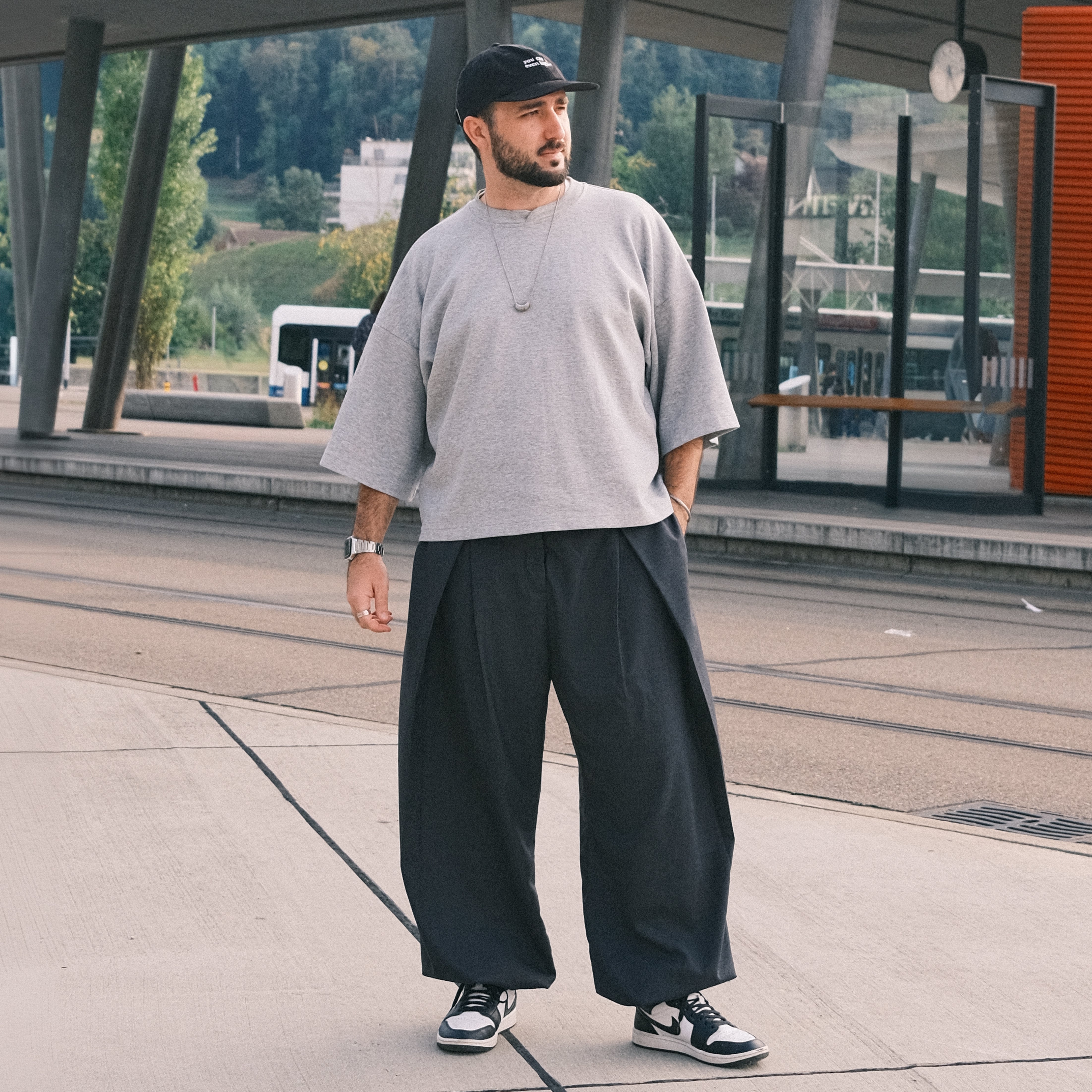 Kuroi Nikka Pants