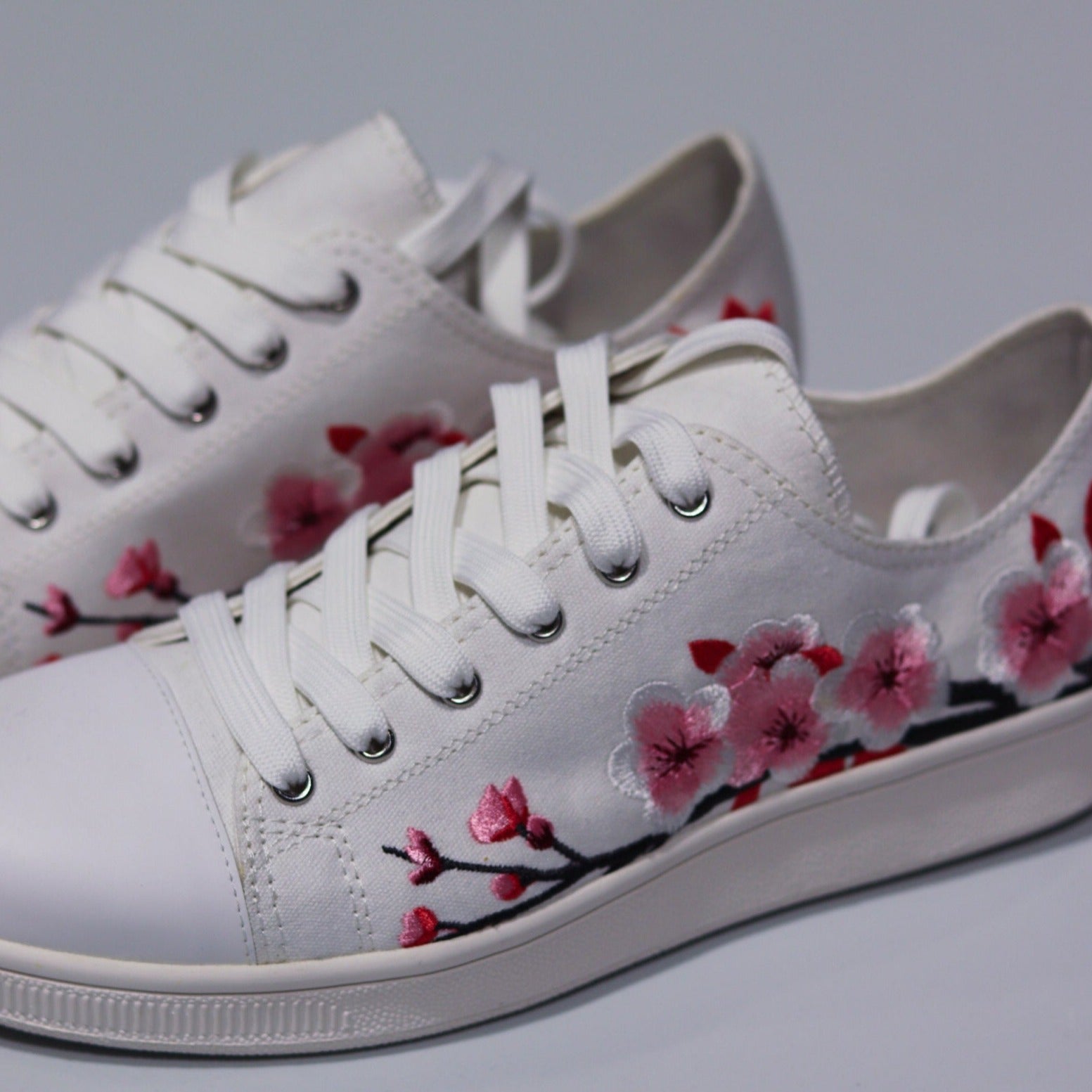 Sakura sneakers